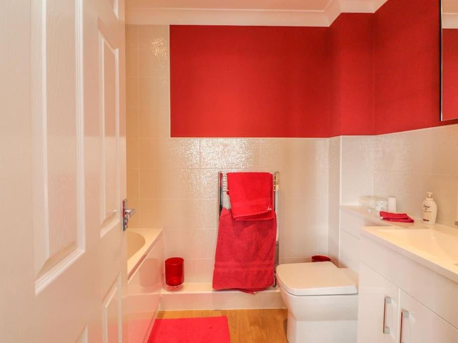 Stunning Seaviews - Beach House - Jacuzzi Bath Tub Littlestone-on-Sea Екстер'єр фото